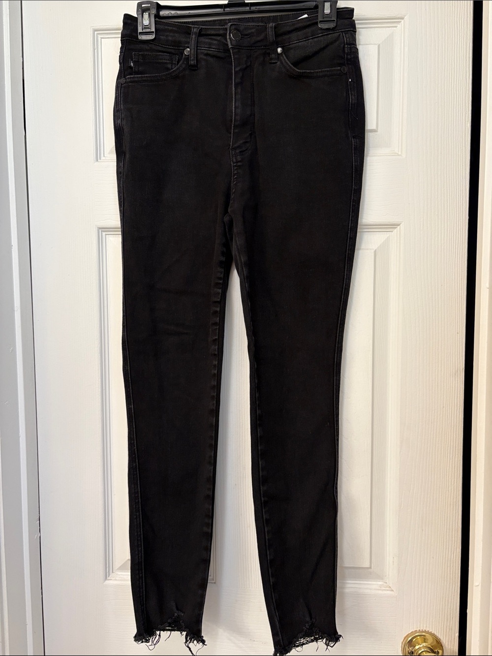 Judy Blue Black High-Rise Skinny Jeans with Frayed Hem